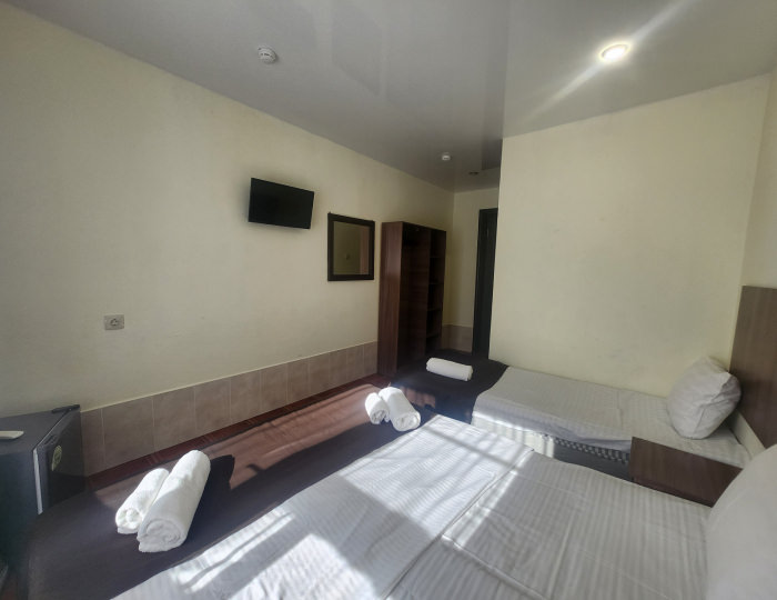 Стандартный 3-местный с балконом - Отель «Островок» Анапа