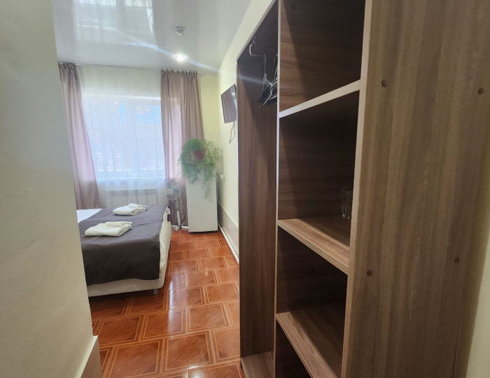 Стандартный 3-местный с балконом - Отель «Островок» Анапа